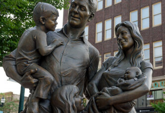 Giving Back: Sioux Falls downtown sculpture